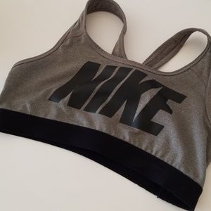Nike dri fit sports bra size small
